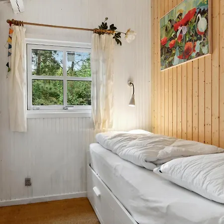 Stunning In With Wifi Holiday home Farevejle