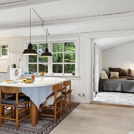 Holiday home Stunning In With Wifi